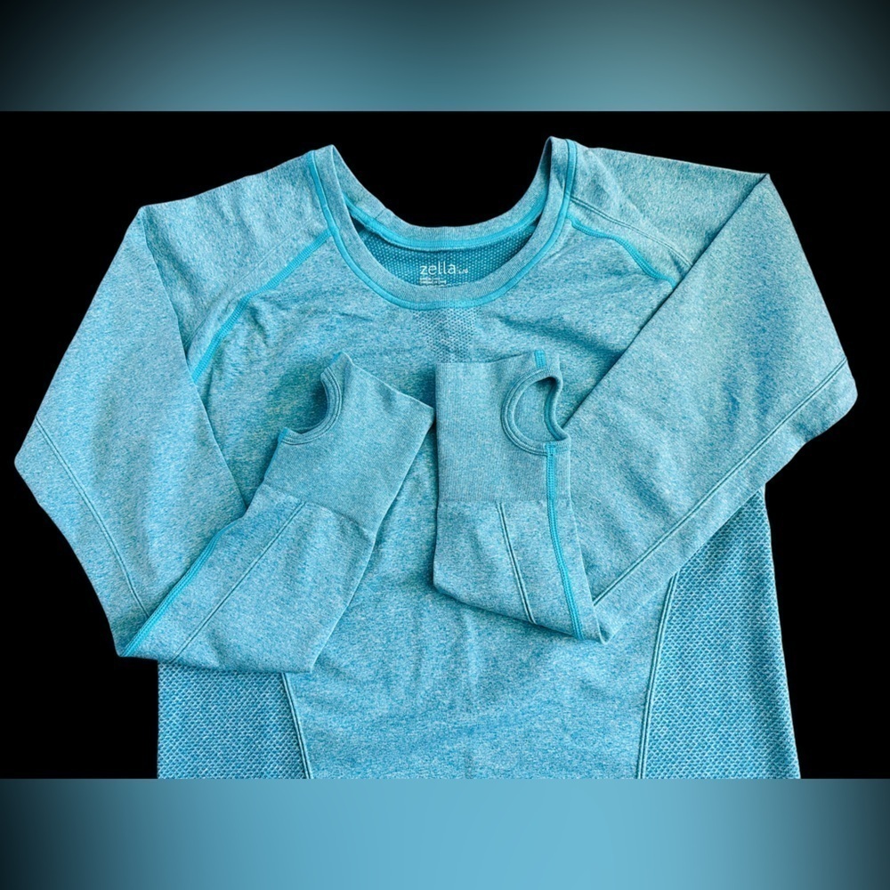 ZELLA COMPRESSION ATHLETIC TOP - Picture 2 of 5